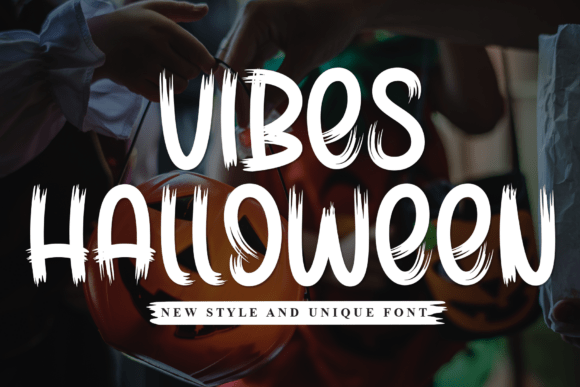 Vibes Halloween: Unleash Spooky, Ragged Brush-Stroke Typography